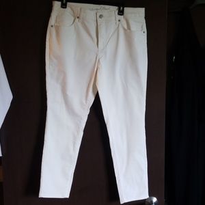 White Universal Thread jeans